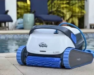 Baseino valymo robotas Dolphin S200