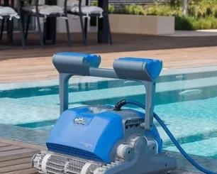 Baseino valymo robotas Dolphin M400